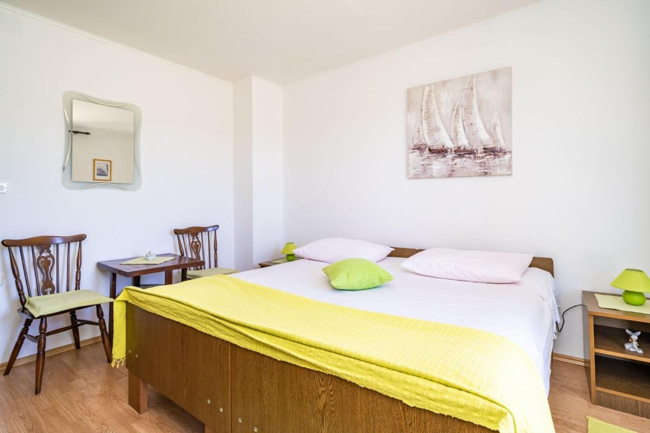 Apartment Laurel Leaf Lovorno Eksteriør billede
